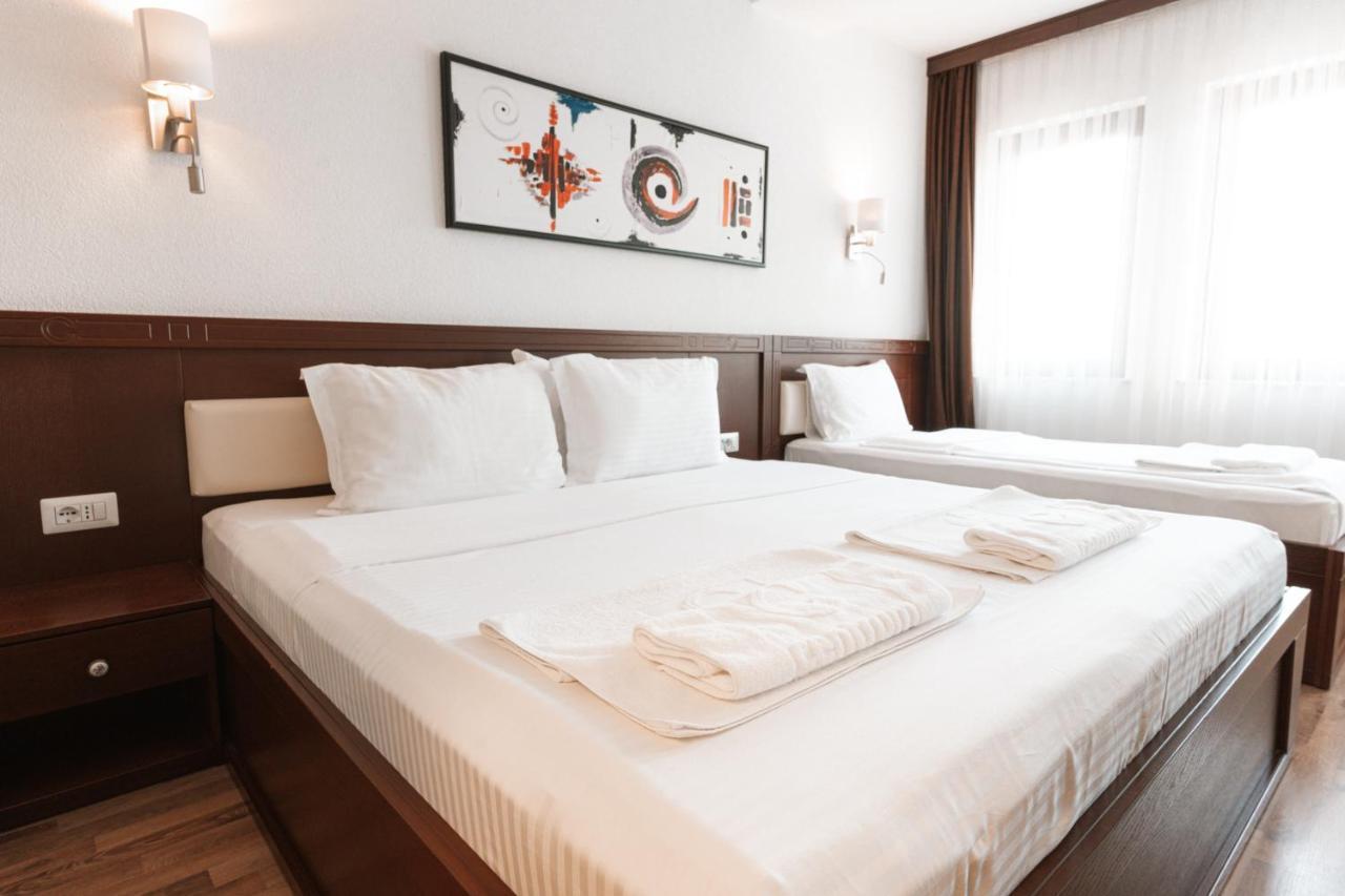 Hotel Centrum Prizren Kültér fotó