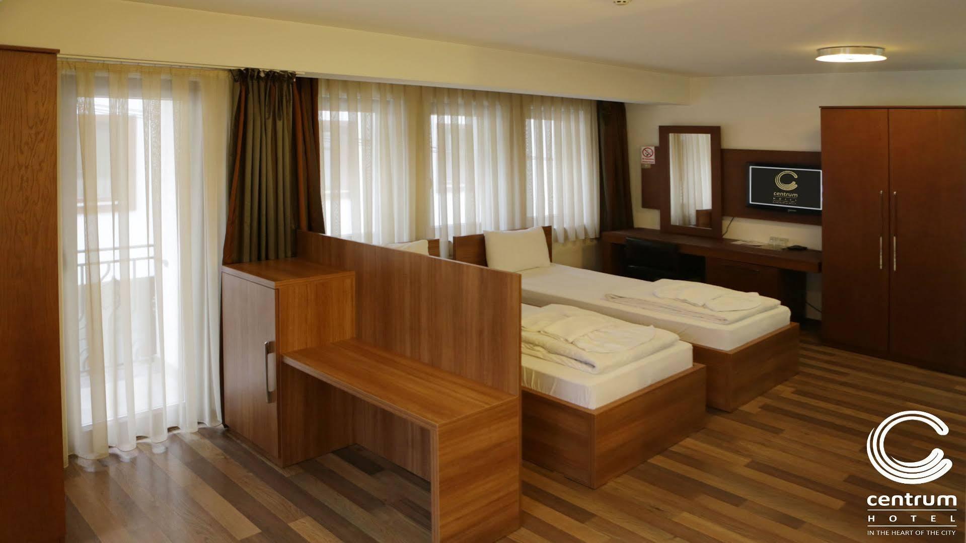 Hotel Centrum Prizren Kültér fotó
